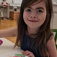 Inspire Alexandra (6 years), multi lingual home