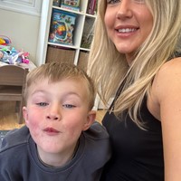 English girl looking to au pair with a family :) 