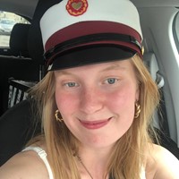 19 årig dansk pige søger værtsfamilie